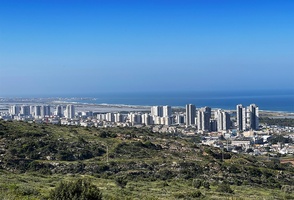 טירת כרמל - בניה חדשה (צילום: ירון כרמי)