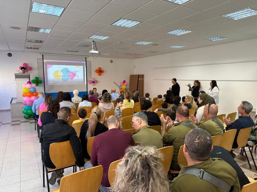 מצטיינים בחינוך איכותי: נחנך בית הספר התקשורתי ׳ספיר׳ בקריית מוצקין (צילום: קריית מוצקין)